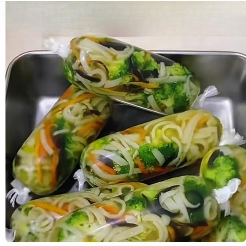 Food-grade Plastic Transparent Sausage Casing Resistant To High Temperatures for Filling Sausage, Ham Sausage, and Persimmon Stuffing.