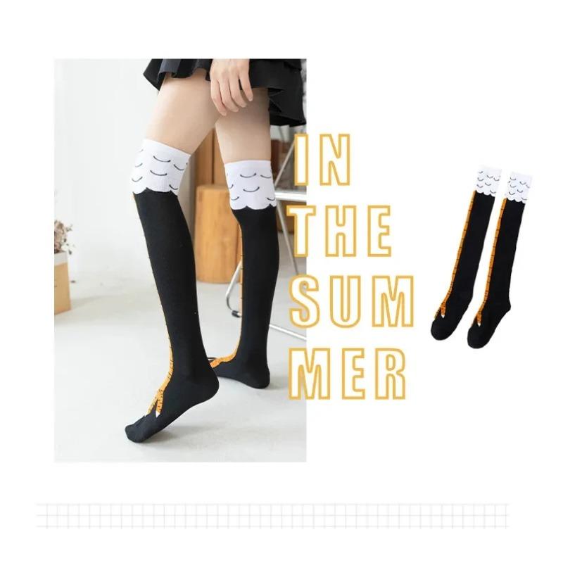 Trendy Damensocken mit knielangen Hühnerfüßen. Lustige personalisierte Hühnerfüße. Geburtstagsgeschenke. Sportsocken