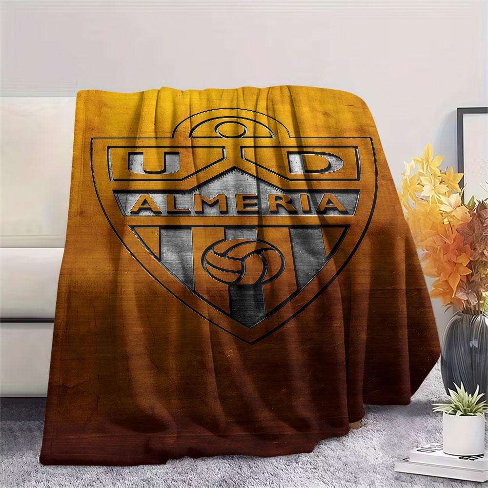Almería FlAannel Blanket, High quality Comfortable for All Seasons, Home Decor, Warmth and Comfort