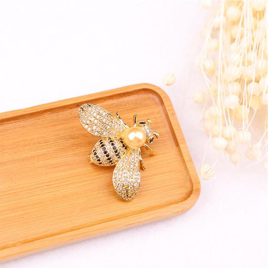 Animal Brooch Sparkling Rhinestones Faux Pearl Bee Design Clothes Pin Anti-oxidation Jewelry Clothing Accessories