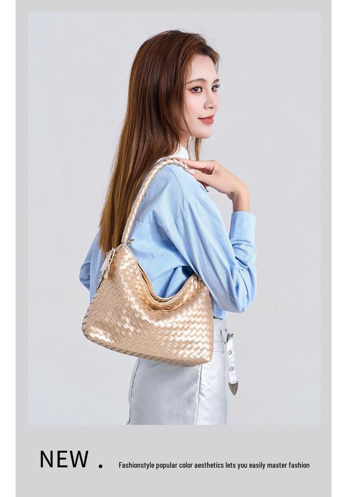 Summer 2026 Woven Texture Shoulder Bag: Large Capacity, Daily Commute Essential, Versatile Fashion for Mother and Daughter