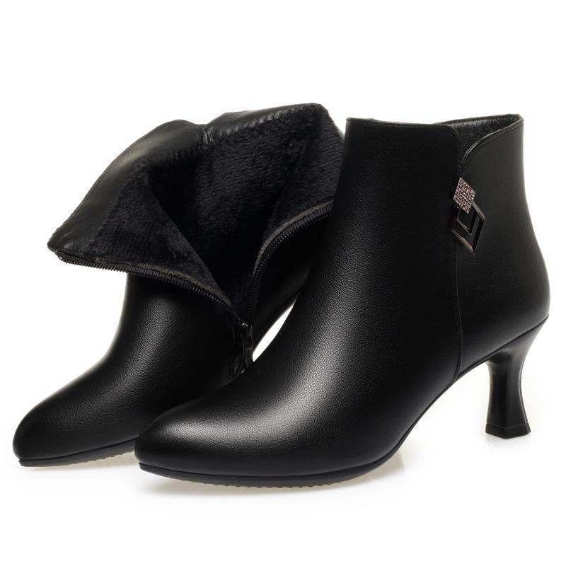 stiletto high heels women's soft leather short boots, winter new pointed fashion velvet leather shoes are versatile