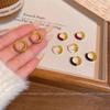 Maillard gold circle ear buckle earrings women's 2026 new popular autumn and winter stud earrings light luxury earrings