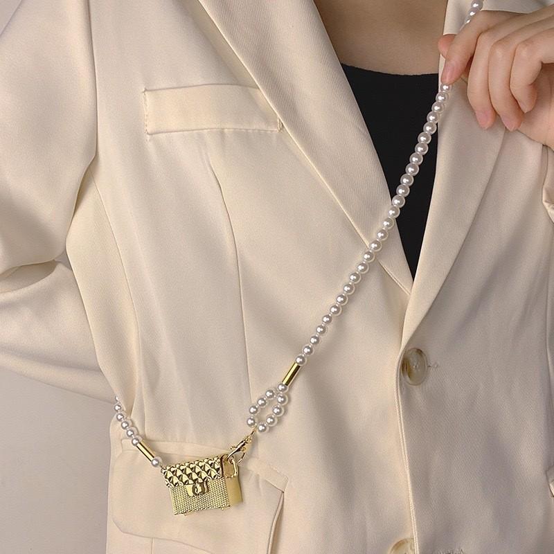 Metal Pearl Girl Mini Crossbody Bag With Chain Strap For Street Fashion Accessories
