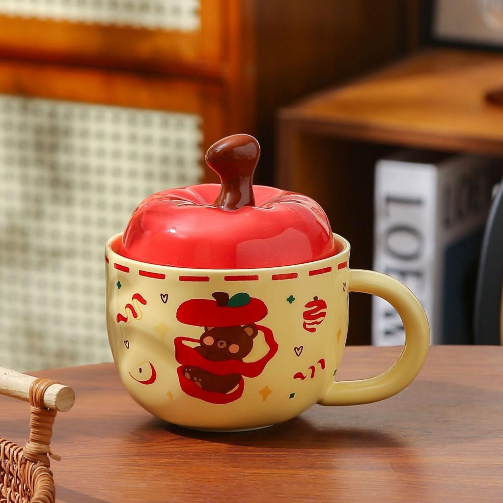 Creative Apple Ceramic Mug with Lid Retro Drinking Cup High Appearance Level Home Breakfast Cup Coffee Cup Souvenir