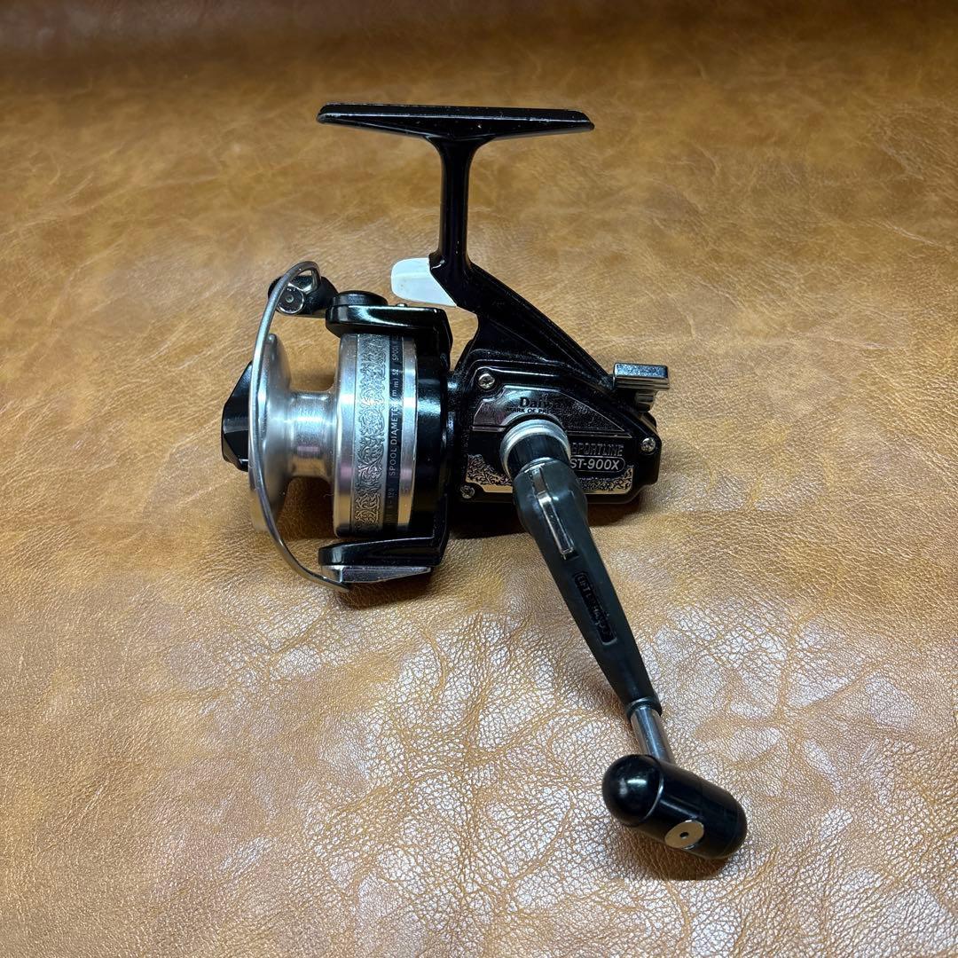 Б/у спиннинговая катушка Daiwa SPORTLINE ST-900X