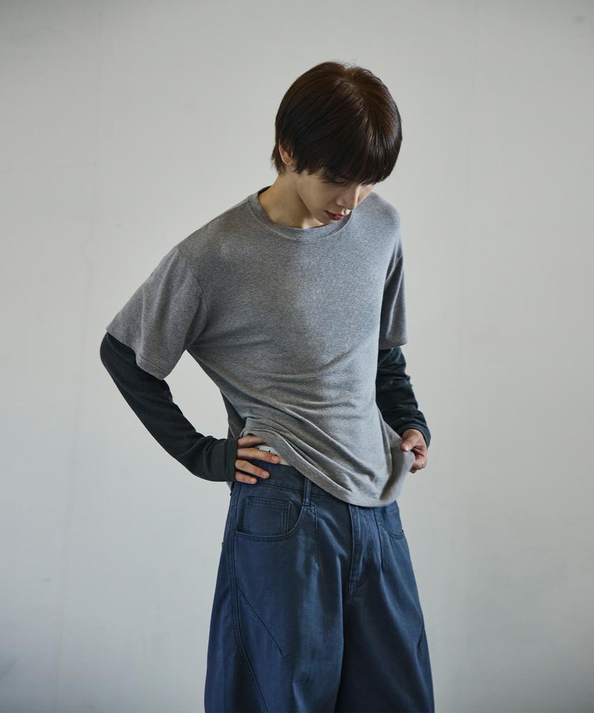 Seukeulaeteulpigsel Layered Border Long Sleeve [Grey]