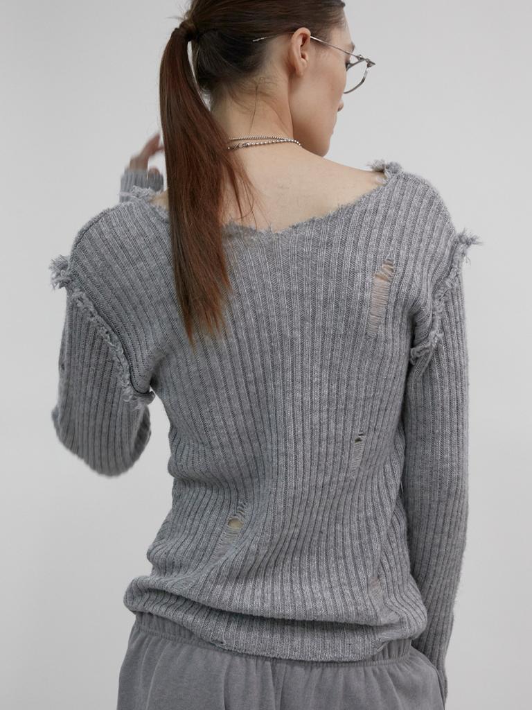 Holpeipeo Damaged Loose Knit Top (Gray)