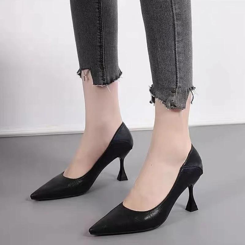 Women's Fashion Slim Heel Shoes Fall New Pointy Toe Shallow Mouth A Slip-on Temperament High Heel Low Top Shoes