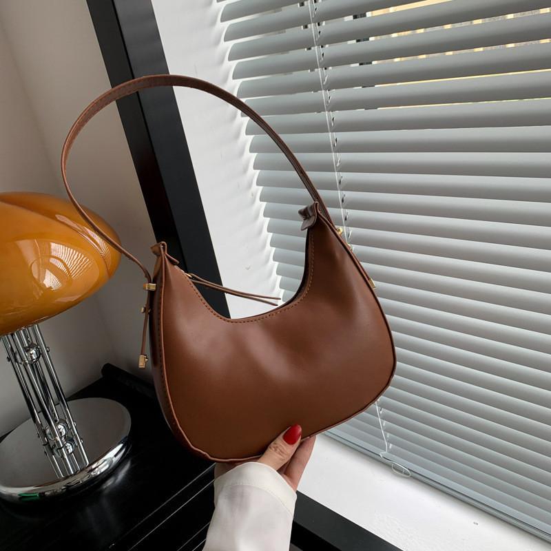 Stylish Urban Chic Small Pu Shoulder Bag 2023 Summer Trendy Underarm Bag For Women