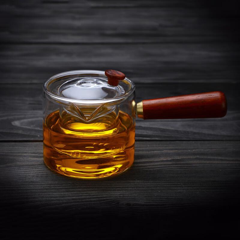 

Чайник Pabei из высокоборосиликатного стекла с деревянной ручкой