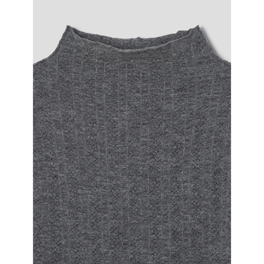 Anggae Smocked Pullover Grey