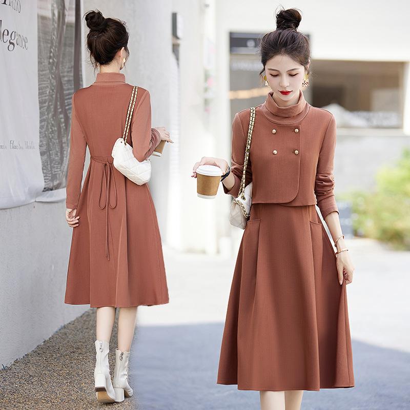 

Модное платье женское весенне-осеннее новое темпераментное элегантное омолаживающее платье-водолазка комплект из трех предметов M