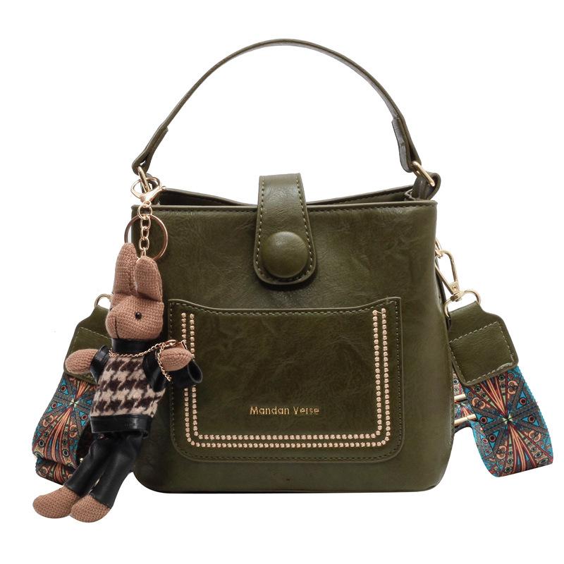 Sac ethnique tendance pour femme - Sac à bandoulière simple et rétro, texture couleur unie et toucher luxueux pour le transport.