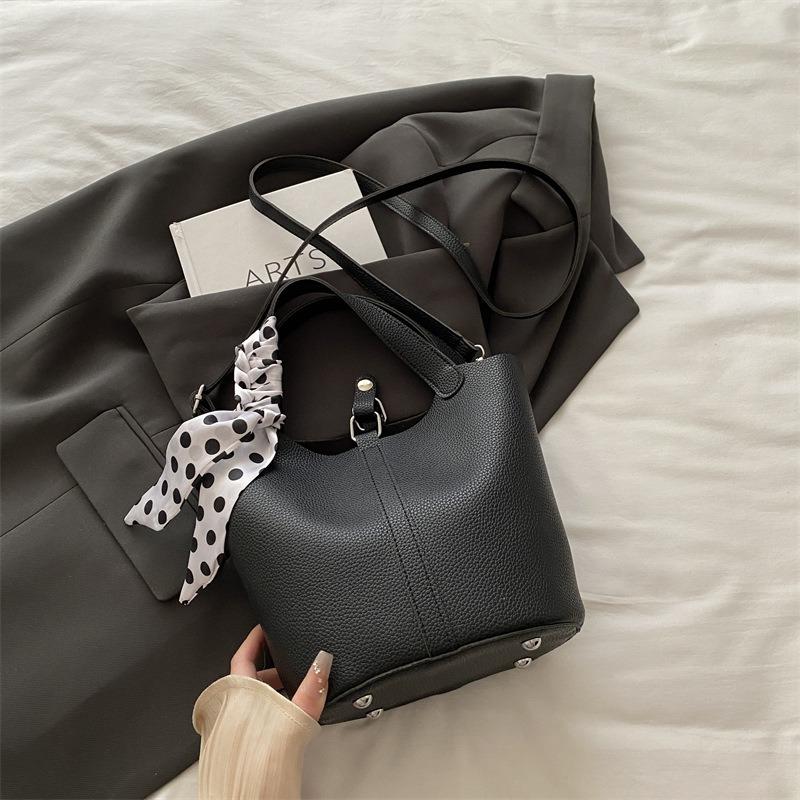 Simple Portable Bucket Bag Women's Bag Autumn and Winter New Splicing Silk Scarf Shoulder Bag Commuter Messenger Bag