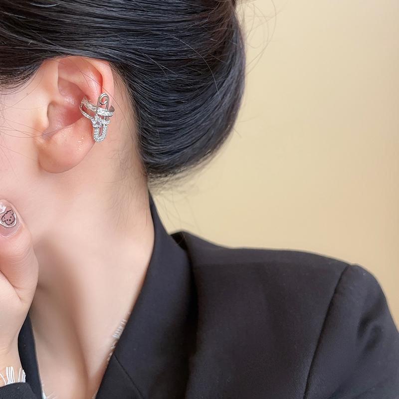 Simple Zircon Pin Earbone Clip Women's Trend Versatile Earrings Earrings Design Sense Niche