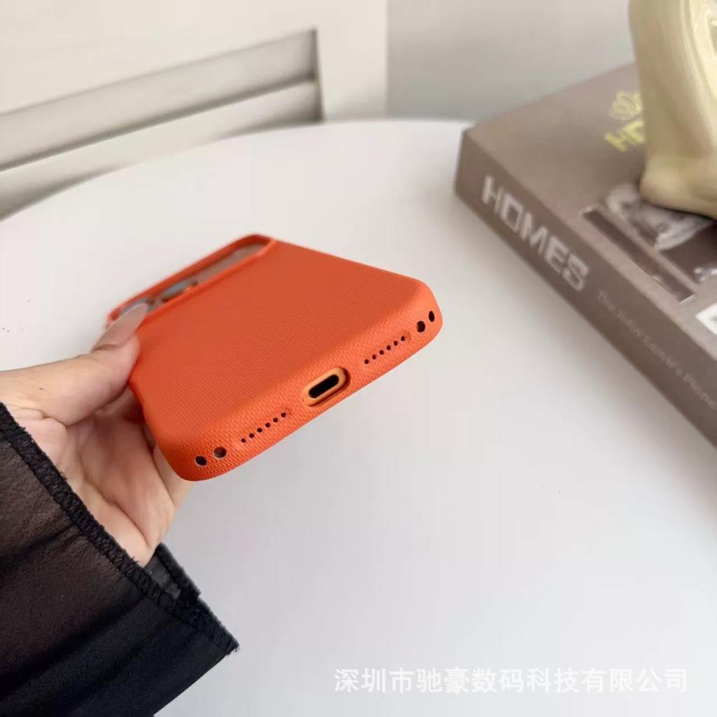 Applicable to iPhone17promax official technology cloth leather magnetic mobile phone case Apple 16 business all-inclusive anti-drop
