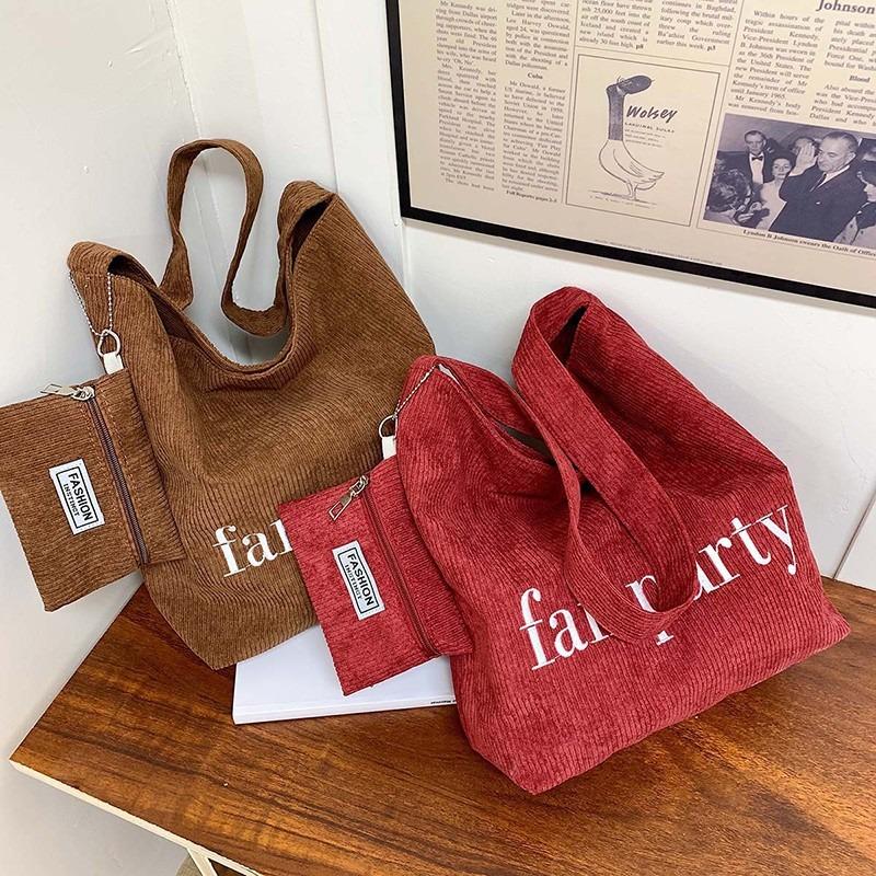 Einfache Alphabet-Canvas-Tasche für weibliche College-Studenten, Pendler-Umhängetasche für den Unterricht, trendige lässige Tragetasche