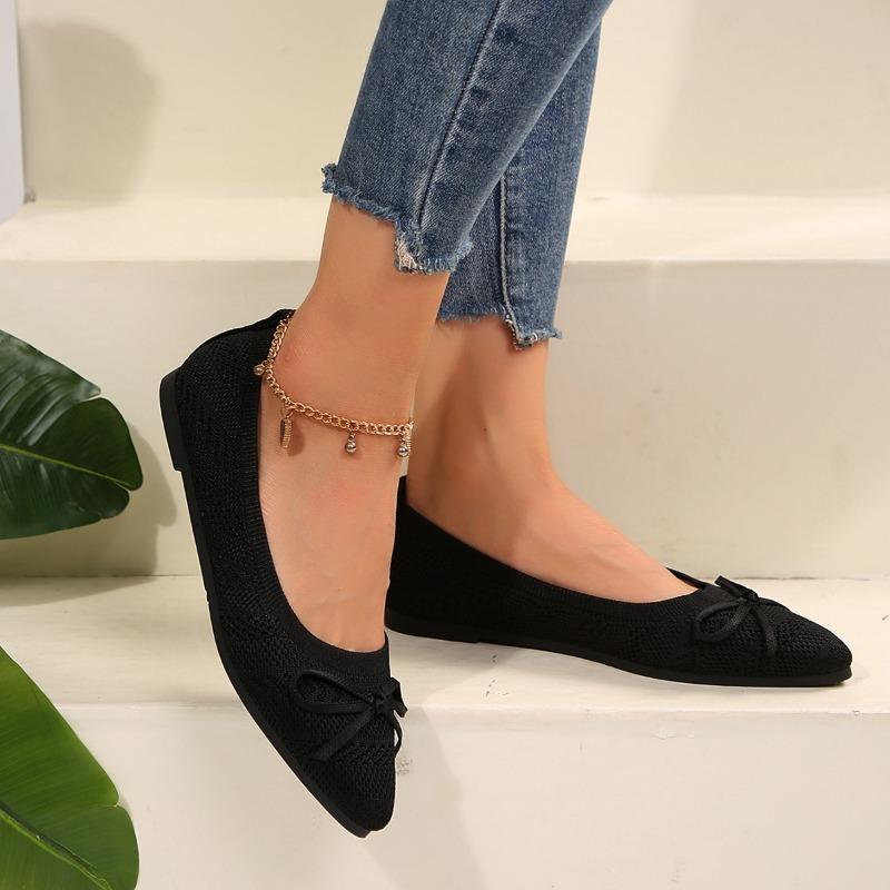 New Plus‑Size Women's Fly‑Knit Flat Shoes, Bow‑Decorated Knit Pointed‑Toe Shallow‑Mouth Lazy Boat Shoes