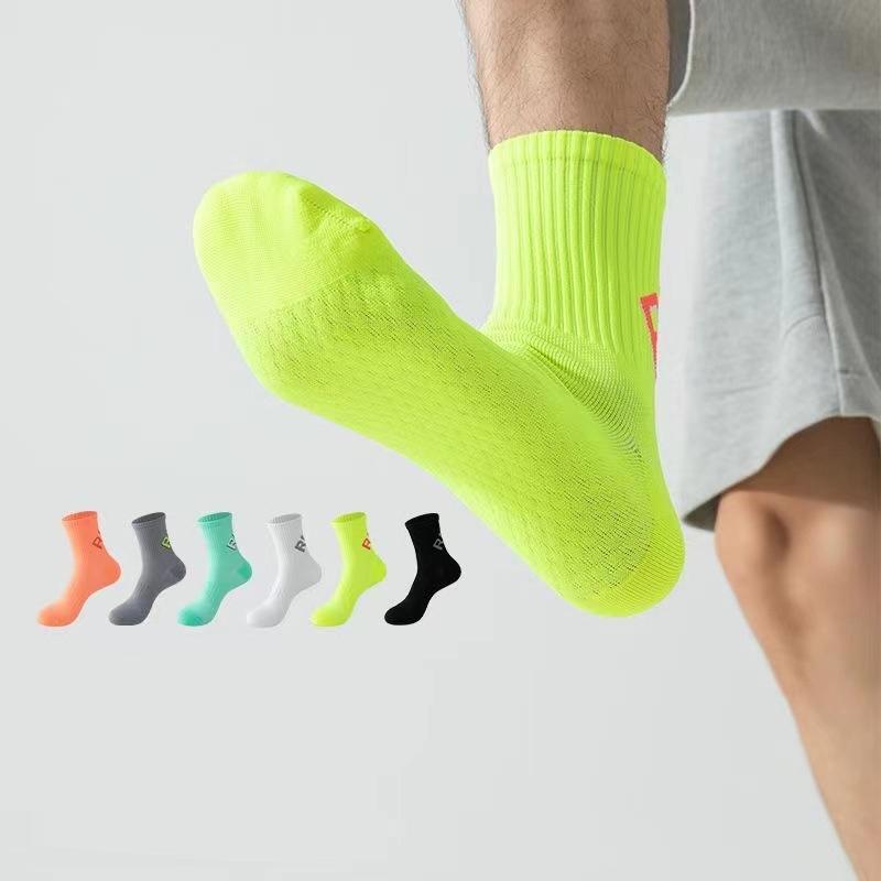 Running Socks Unisex Men Women Middle Tube Quickly Dry Outdoor Sports Marthon Bike Riding Fitness Training Crew Socks
