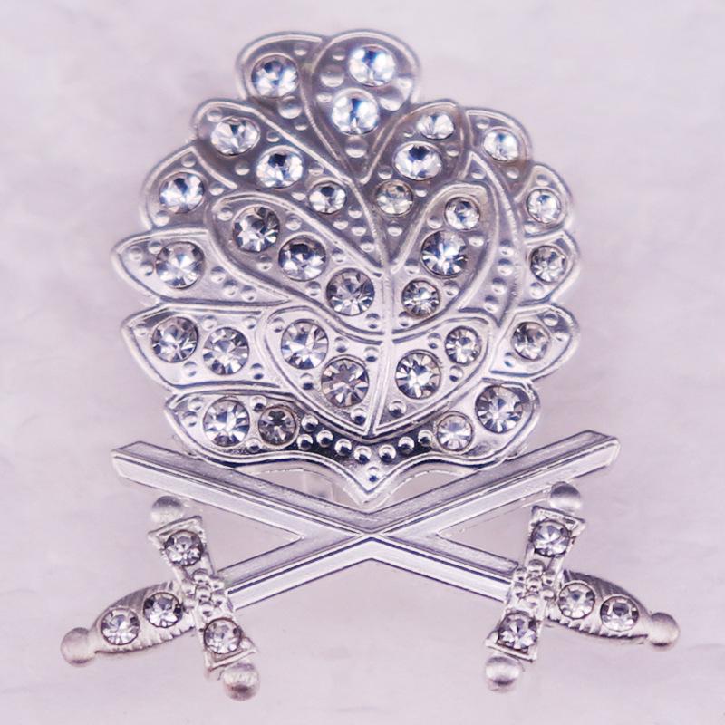 Oak Leaf Diamond Sword Medal