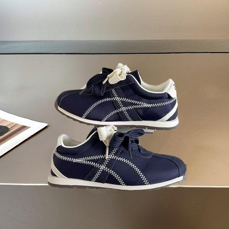 

2025 spring new thick-soled heightening sports shoes ins student versatile casual niche retro little white shoes board shoes 40