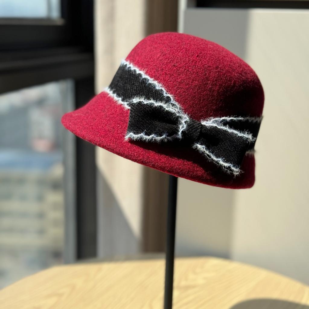 Neuer, kleiner, duftender Fischerhut im französischen Stil für Damen in Herbst und Winter, Hepburn-Stil, lockiger Topfhut, elegantes goldenes Geschenk.