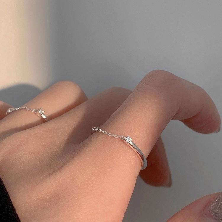 Trendy High-End Silver Chain Ring: Cold Style Fashion for Women