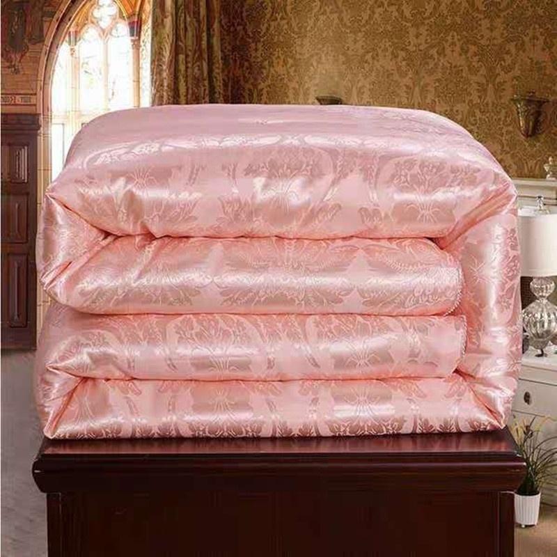 Handmade Silk Quilt Winter Quilt Heritage Home Textile Quilts Corporate Events Home Textile Products