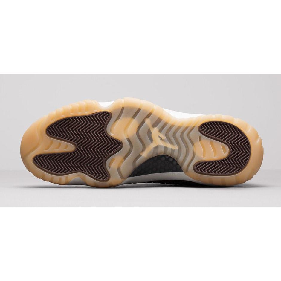 Air Jordan Future Premium 'Dark Chocolate' (Unisex) Dark Chocolate / Sail-Gum Yellow Vintage Basketball Shoes 652141 219