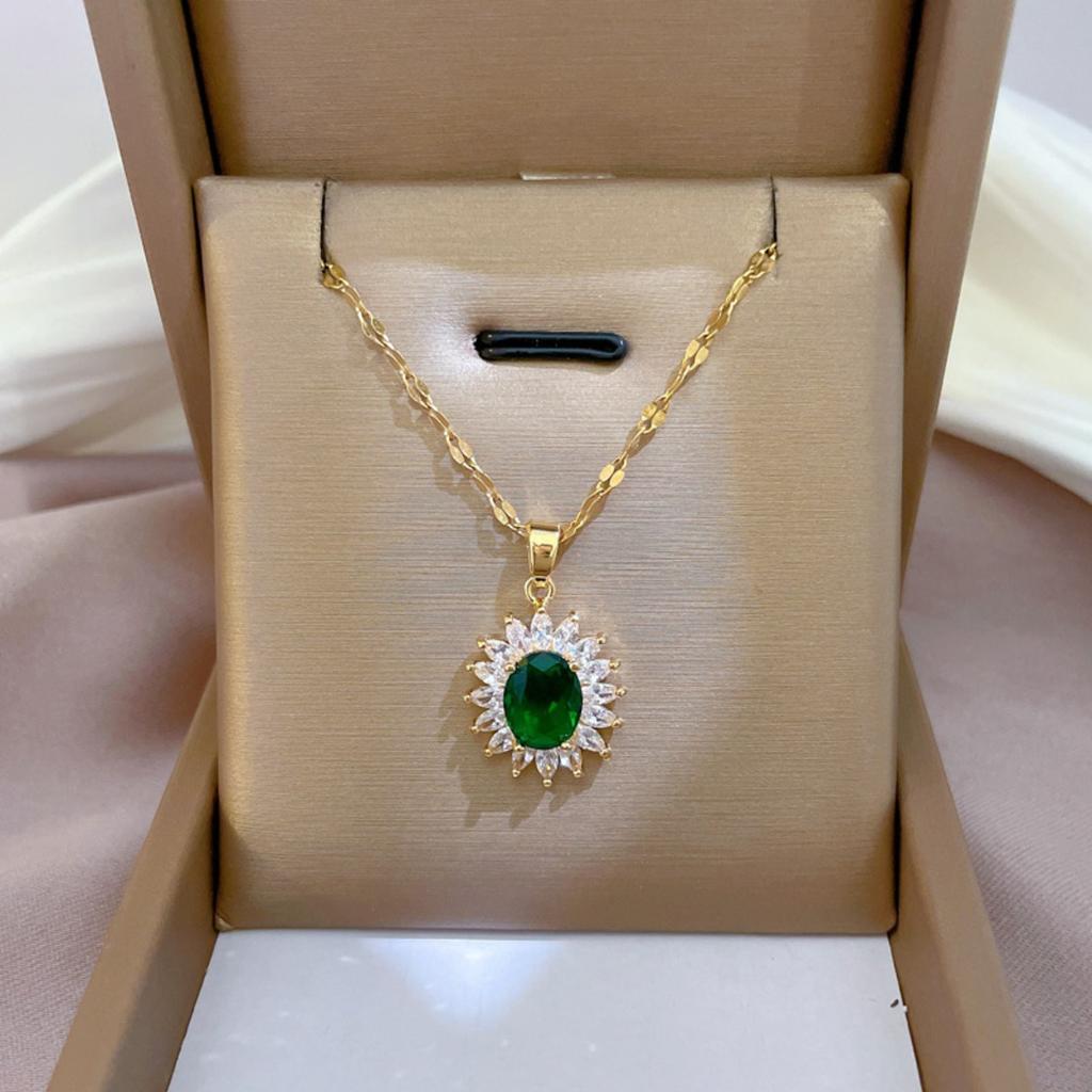 Oval Cut Emerald Green Stone Sunburst Halo Pendant Women Thin Flake Link Clavicle Necklace