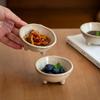 Piatto Ceramico a Tre Gambe Retro per Salse - Perfetto per Ravioli, Aceto, Peperoncino e Senape