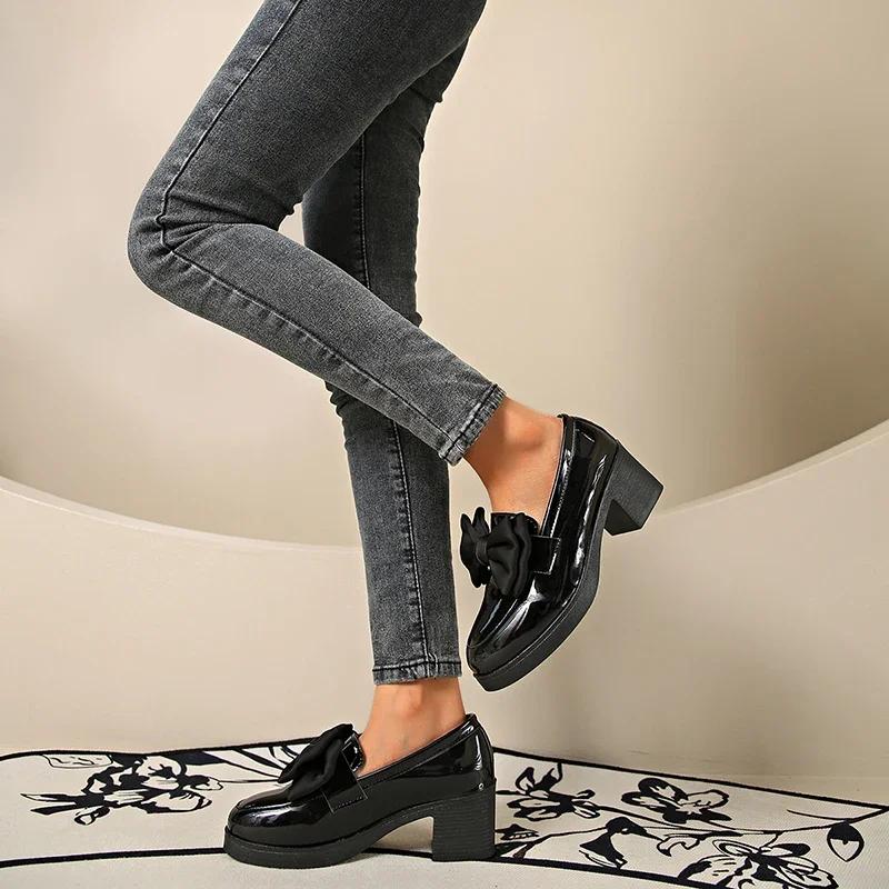 Fashion 2025 Spring Sweet Bowknot Square Heel Pumps Woman Black Patent Leather Women's Loafers Platform Slip on Heeled Shoes for Women