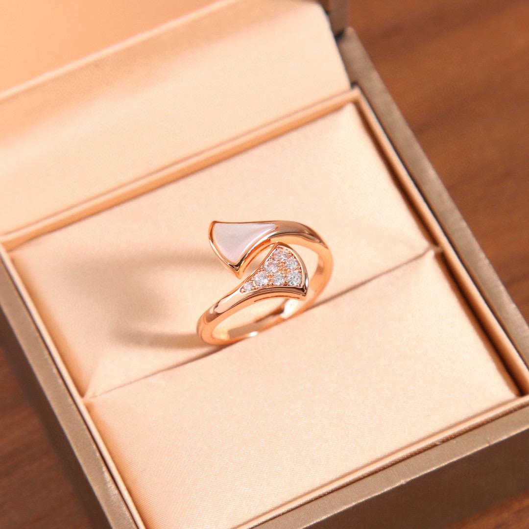 

New Hot Brand Vintage Women Rings Luxury Jewelry For Women Gift Fashion Pure 925 Sliver Designer Fan Type Lady Party Rings 8 бежевый