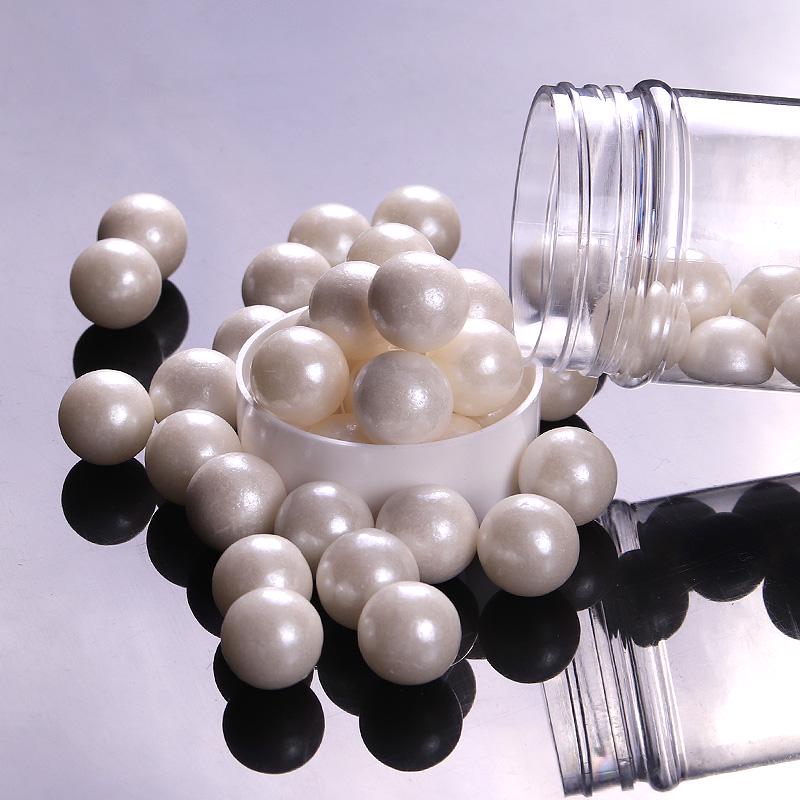 Quick Cake Decor: Gold Sugar Pearls & Lustre Dust with Birthday Theme Insert Cards