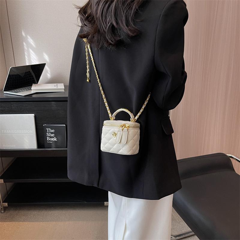 Premium Textur Ausländischer Stil Mini Damen Tasche Frühling und Sommer 2025 Neue Mode Diamantkette Schultertasche Handtrage Kleine Quadratische Tasche