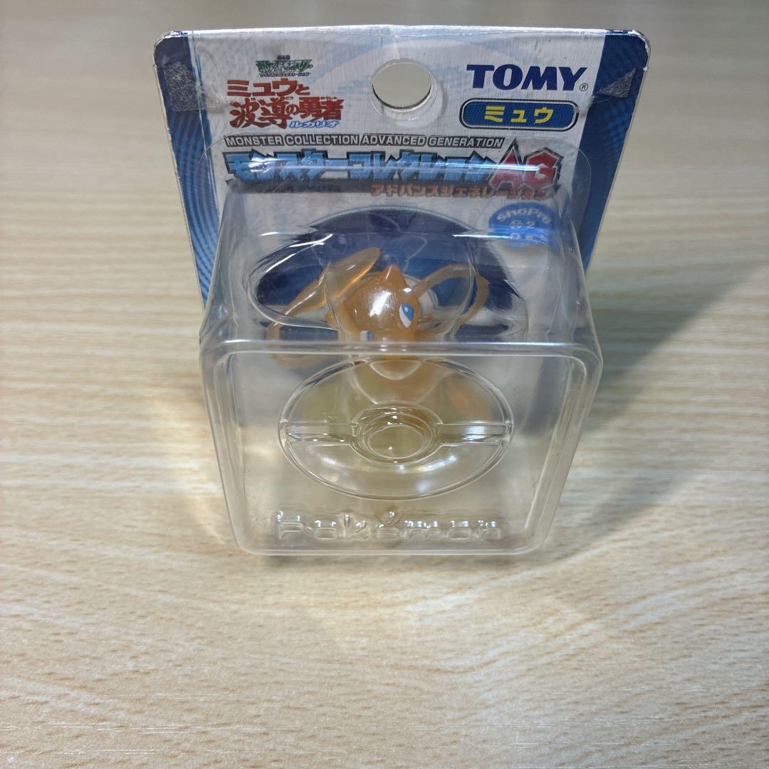 

[Б/У] TOMY Коллекция Монстров AG Мью Мью и Волновой Герой Лукарио