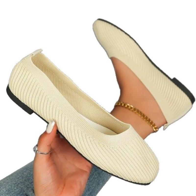Women's Plus Size Round Toe Slip-On Knit Flats, Low Cut Casual Everyday Shoes