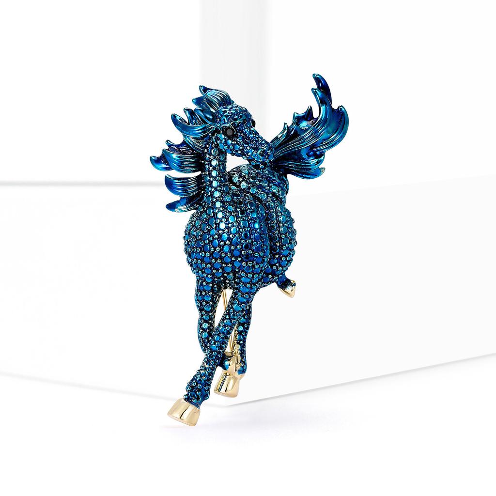 Vintage Rhinestone Horse Brooch for Women Animal Lapel Pins Party Clothing Accessories