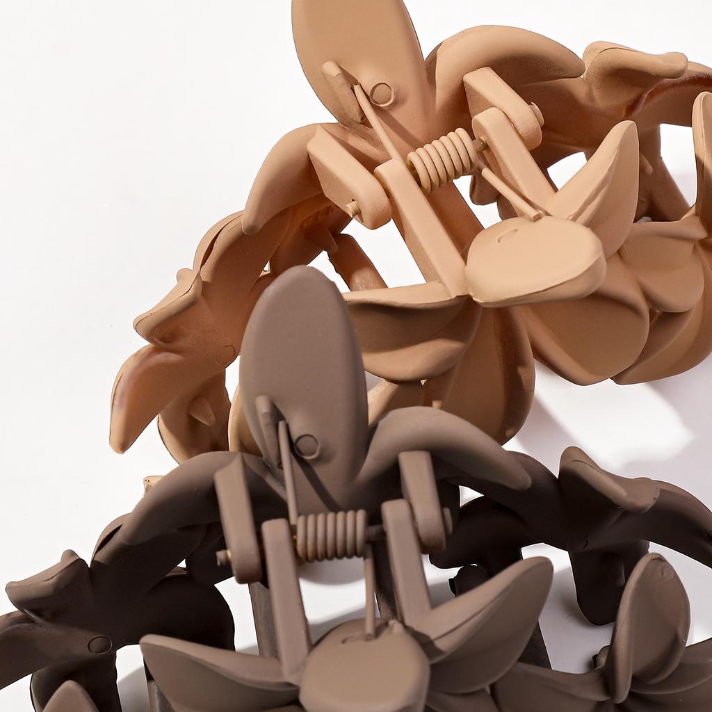 4 Pcs Big Flower Mixed Colors Hair Claw Clips No Slip No Damage Fashion Clips for Women Girls Thin Thick Curly Hair