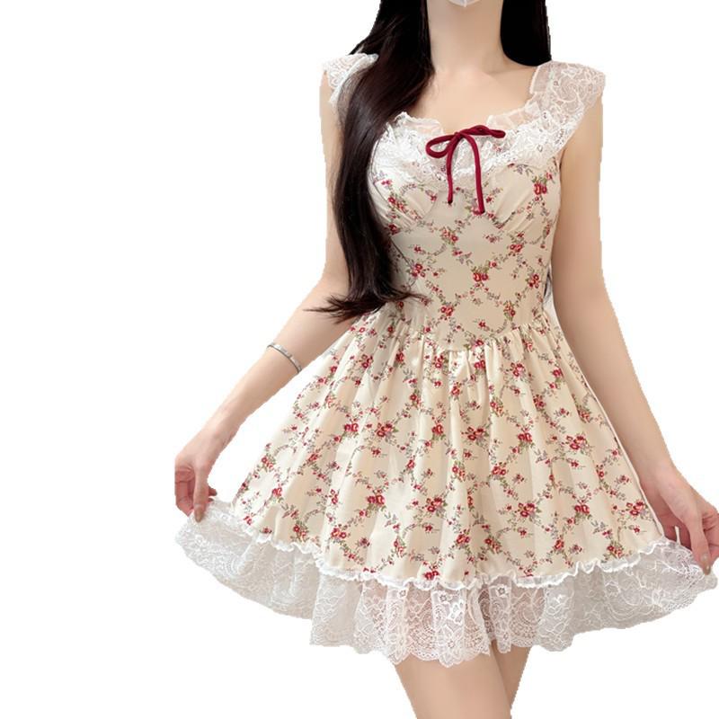 2026 Women's Lace Pastoral Swimsuit: Slimming One-Piece Fairy Resort Wear