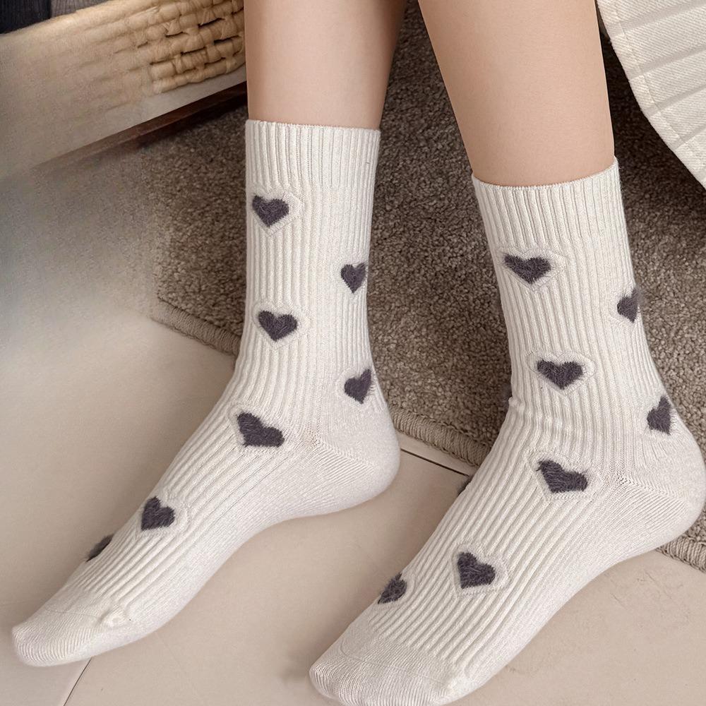 Warme Kaschmirsocken für Damen, Wadenlange Socken für Herbst und Winter, Verdickte Frotteesocken, Nahtlose, lässige und vielseitige Socken, Socken mit Herzmuster