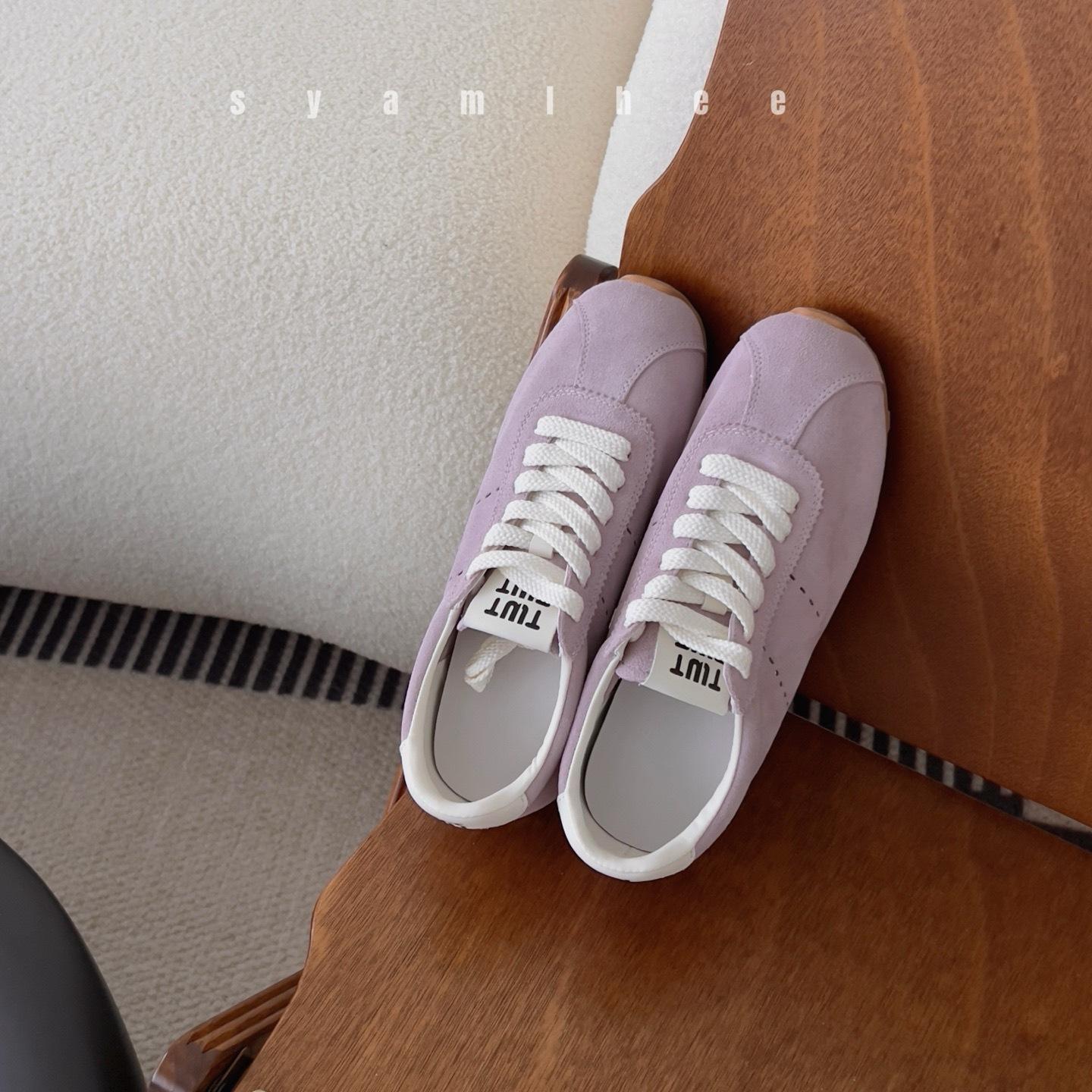

Early Spring New Women s Soft Leather Retro Flat Bottom Solid Color Lace-up Casual Sports Shoes 35 фиолетовый