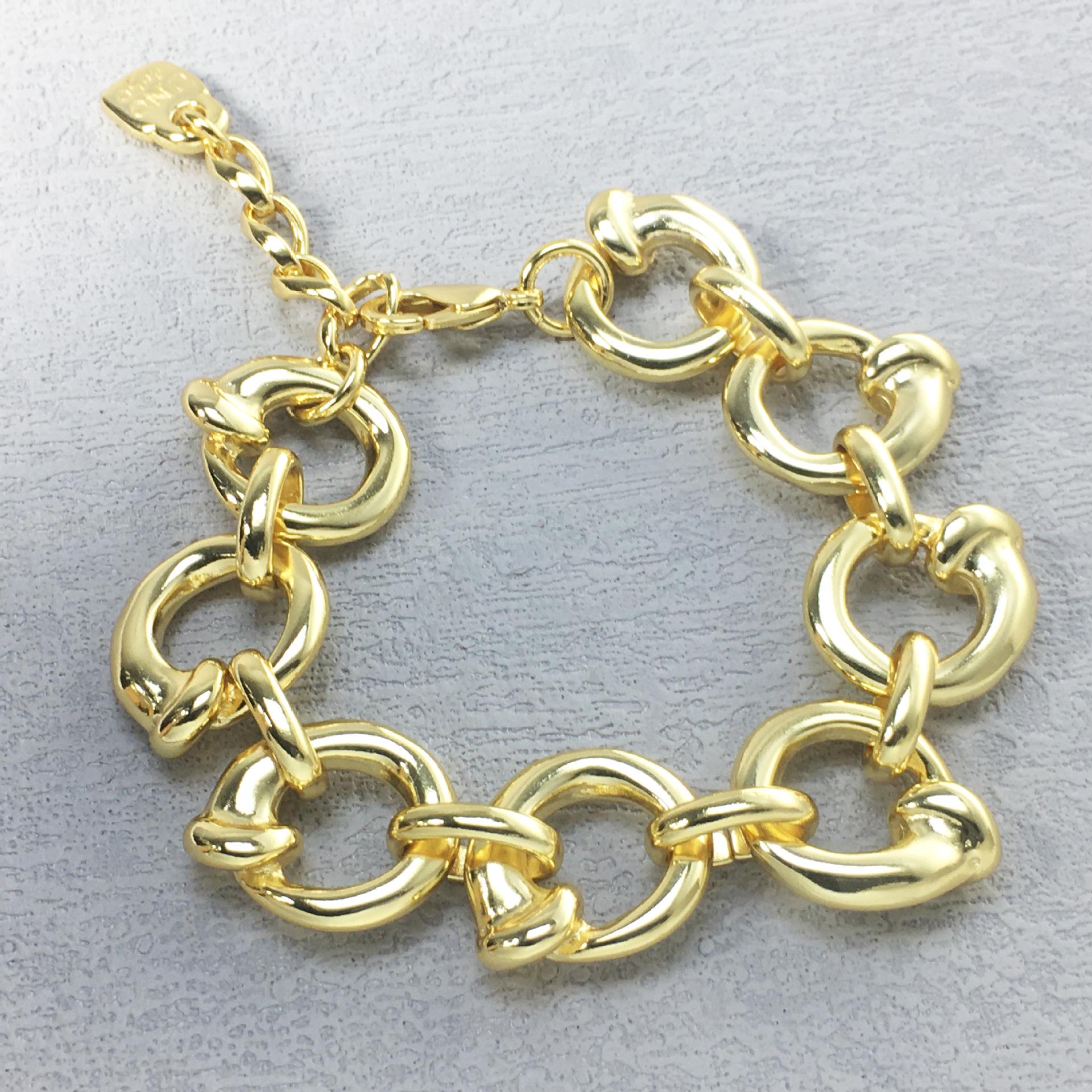 2024 UNOde50 Exquisite Women s Bracelet – High-Quality Fashion Accessory, Romantic Gift