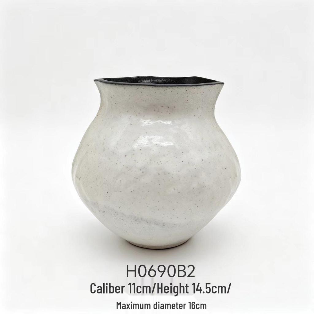 Jingdezhen Wabi-sabi Retro Ceramic Vase: New Chinese Style for B&B and Living Room Decor. Ideal for Tea Room Vintage Flower Arrangements.