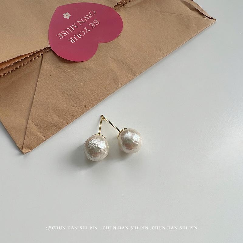 Retro cotton large pearl mosquito coil disc earrings MOM light luxury premium French stud earrings without ear clips