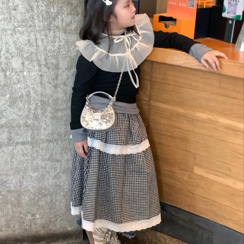 Trendy Lightweight Mini Crossbody Handbag For Kids With Stylish Chain Design