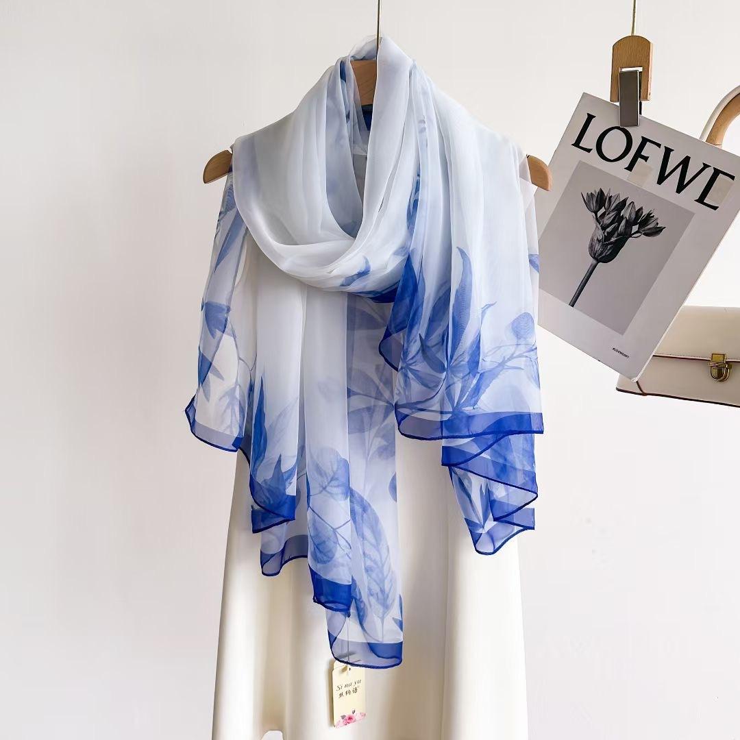 Foulard en Soie Floral Femmes Été Hijab Bandeau Pare-soleil Foulard Bandeau Féminin Foulards Pashmina Chauds Écharpe Châle Grand Enveloppement 135x180cm gray