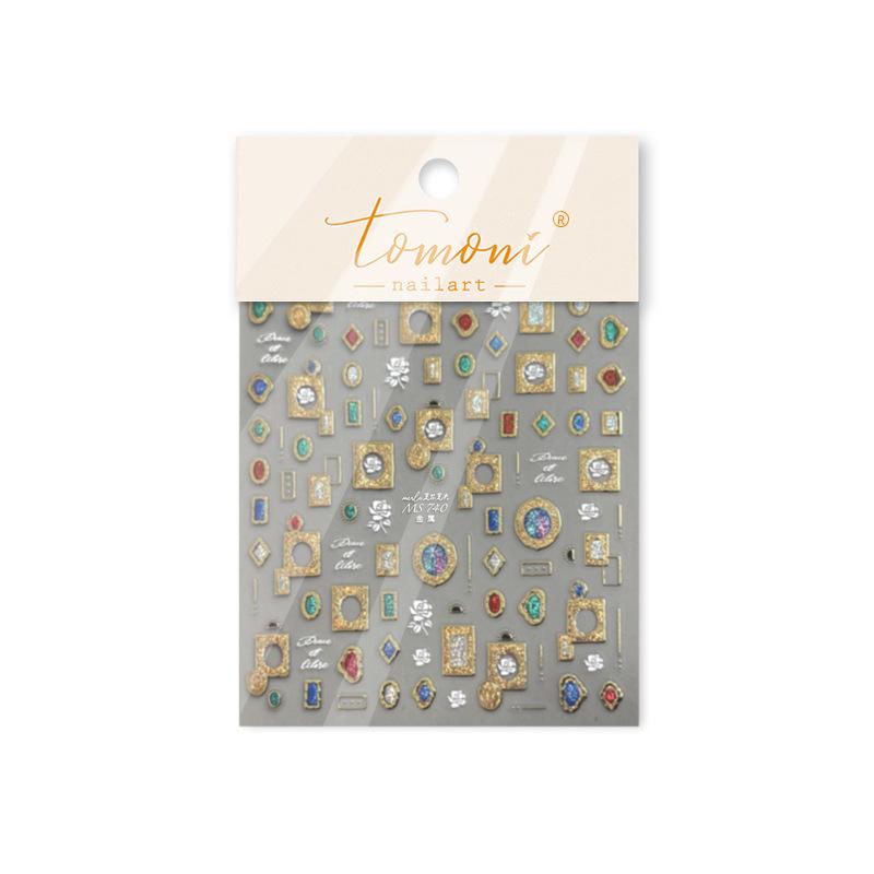

Наклейки для ногтей Tomoni: Трендовые дизайны из металла и драгоценных камней, вдохновленные канцелярскими товарами