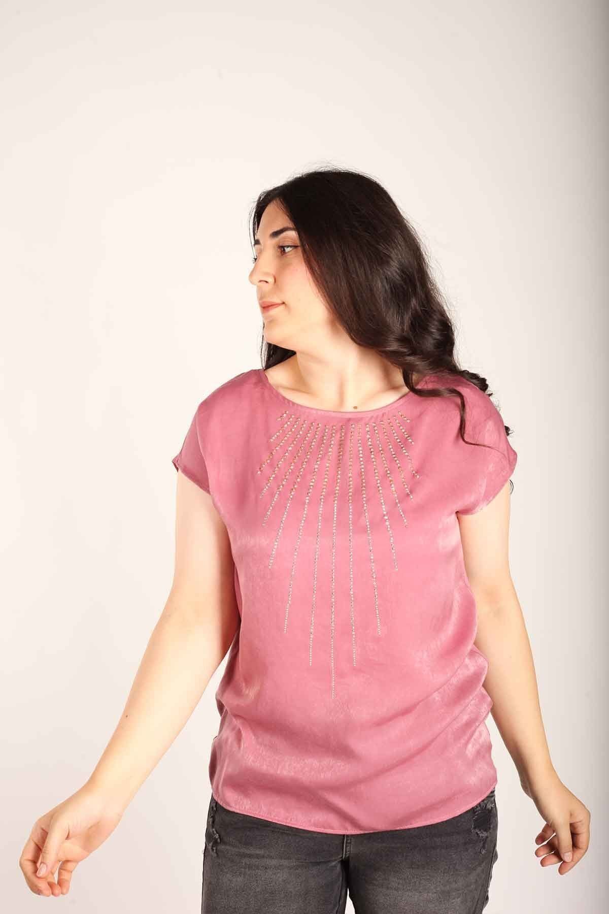 

Women s Big Size Blouse Stone Embroidered Front Satin Blouse - Pink L